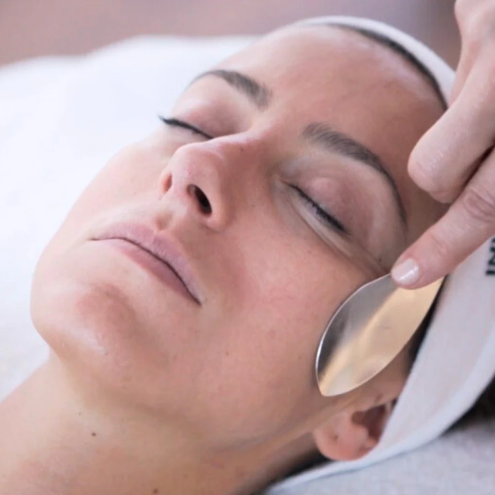 Protocolo Hydra Glow Facial - Germaine De Capuccini ® Protocolo Hydra Glow Facial - Germaine De Capuccini ®